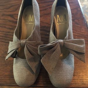 AM by Ann Marino Heels